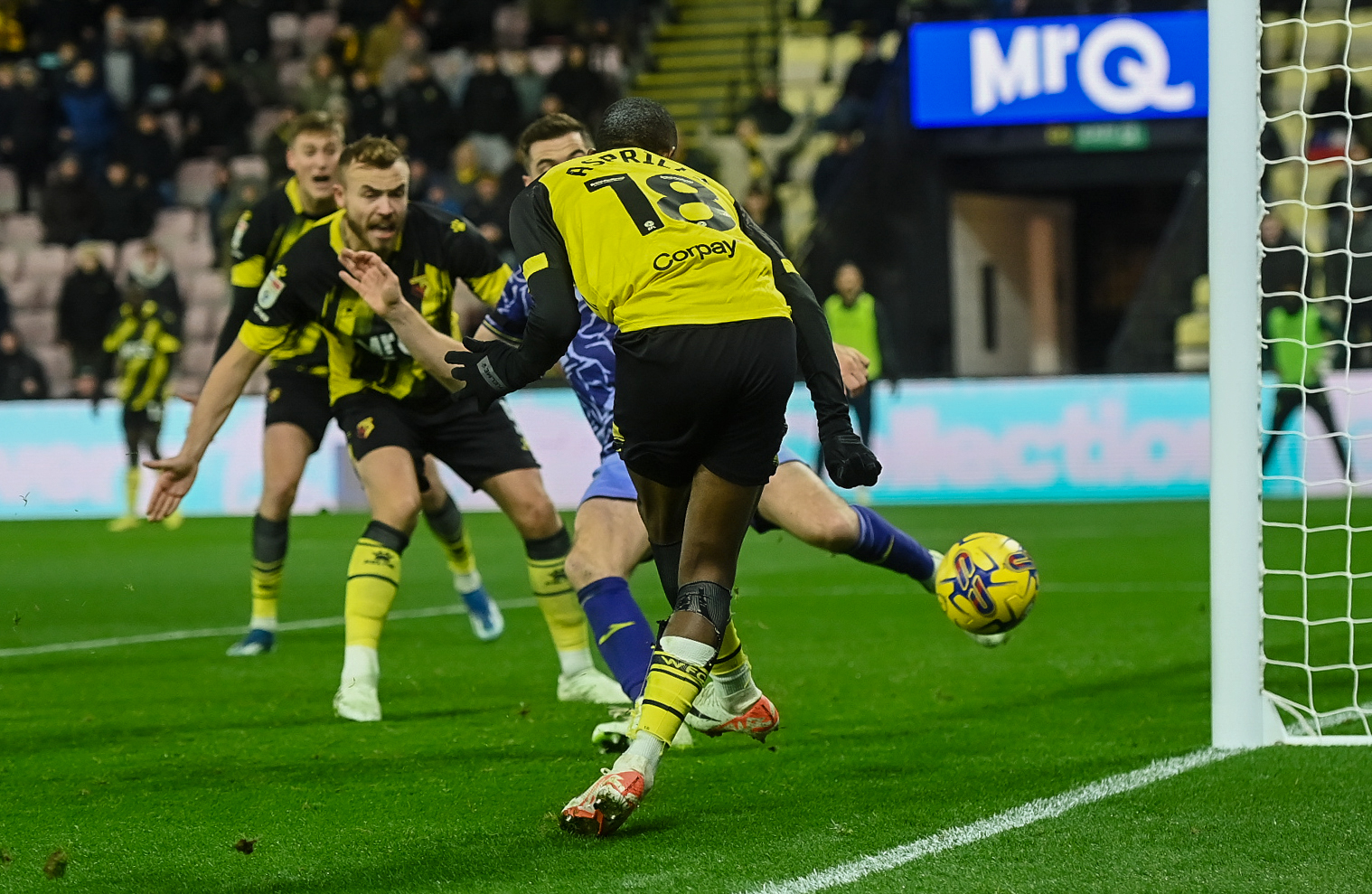 Yaser Asprilla anotó el tercer gol del encuentro y le dio la victoria a Watford en la Championship.
