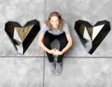 La artista plástica que plasma ideas y sentimientos a través de sus manos