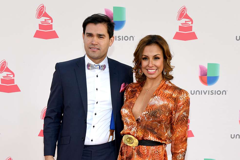 Maía y Alberto Bossio en noviembre de 2016, en la gala de los Latin Grammy. / AFP
