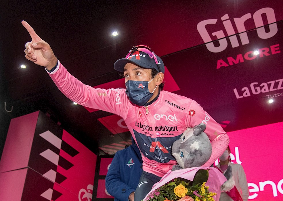 Egan Bernal, líder del Giro de Italia