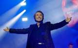 Raphael canceló sus próximos conciertos en Madrid por indicaciones médicas