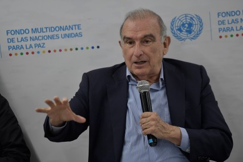 Humberto de la Calle hizo un llamado a las fuerzas “de centro” para organizarse