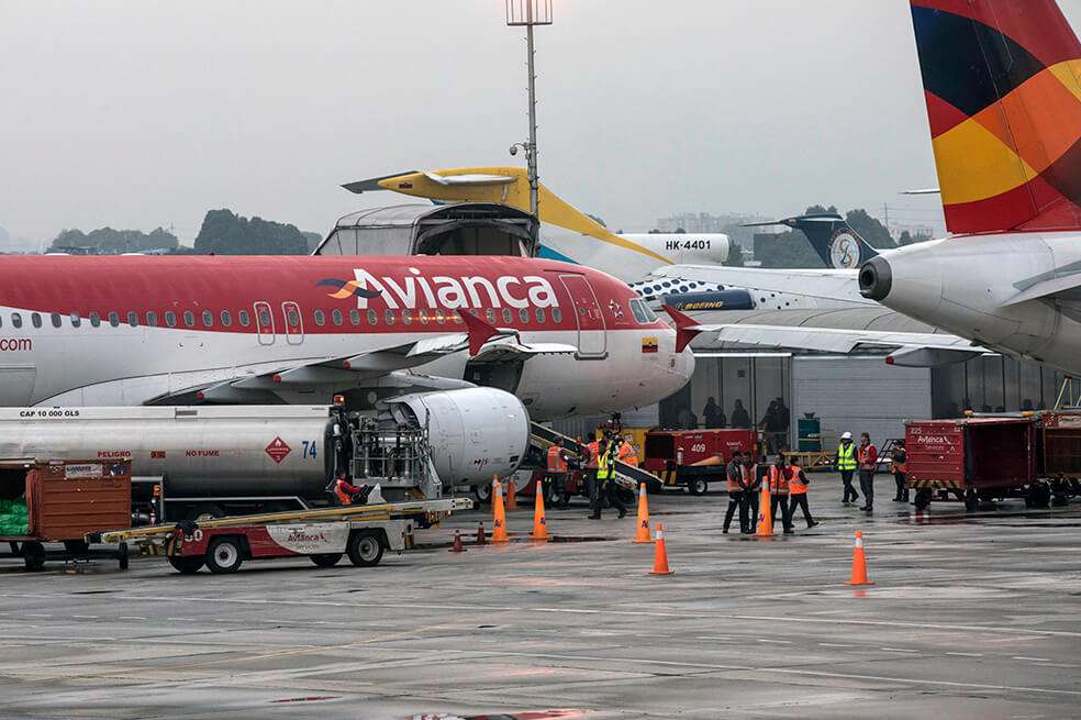 Operación de Avianca en el aeropuerto El Dorado de Bogotá. / Bloomberg