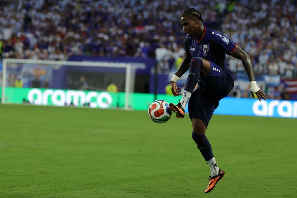 MIAMI (United States), 03/07/2026.- Sidny Lopes Cabral of Cape Verde in action to score the 2-2 goal during the FIFA World Cup 2026 Round of 32 match Argentina against Cape Verde, in Miami, Florida, USA, 03 July 2026. (Cabo Verde) EFE/EPA/CRISTOBAL HERRERA-ULASHKEVICH

