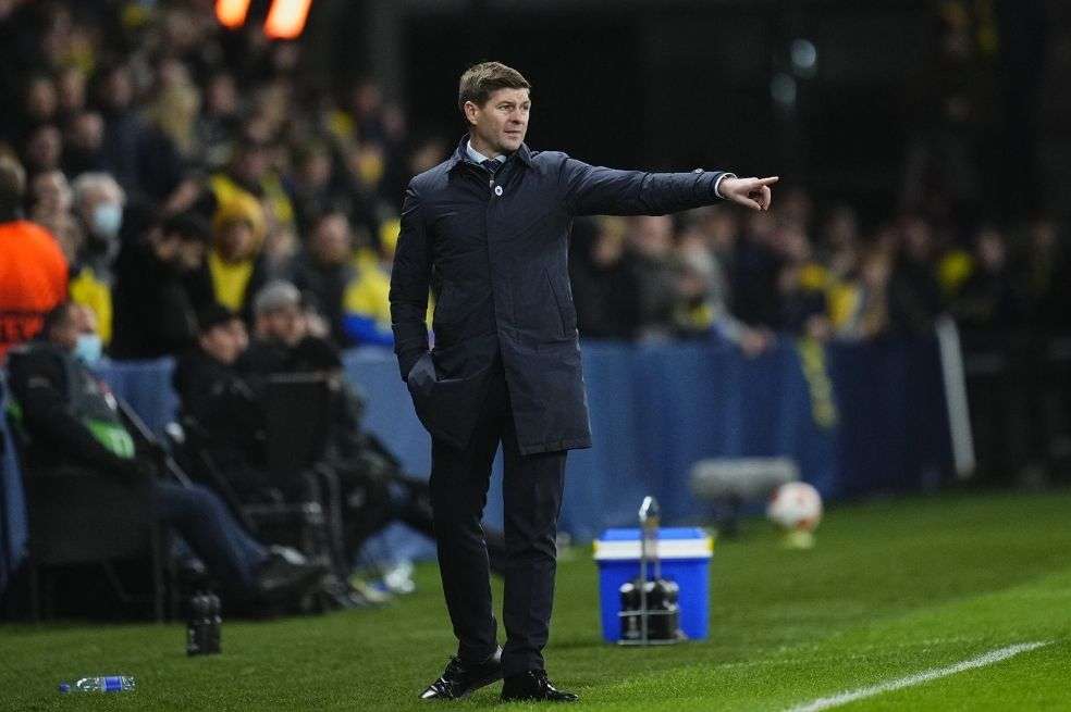 Steve Gerrard estuvo las tres últimas temporadas dirigiendo al Rangers de Escocia.