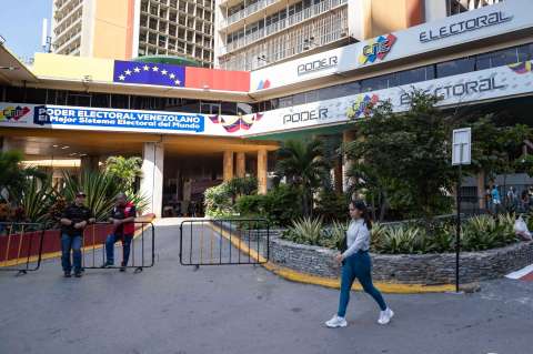¿Qué pasa si soy miembro de mesa en las elecciones de Venezuela y no asisto?