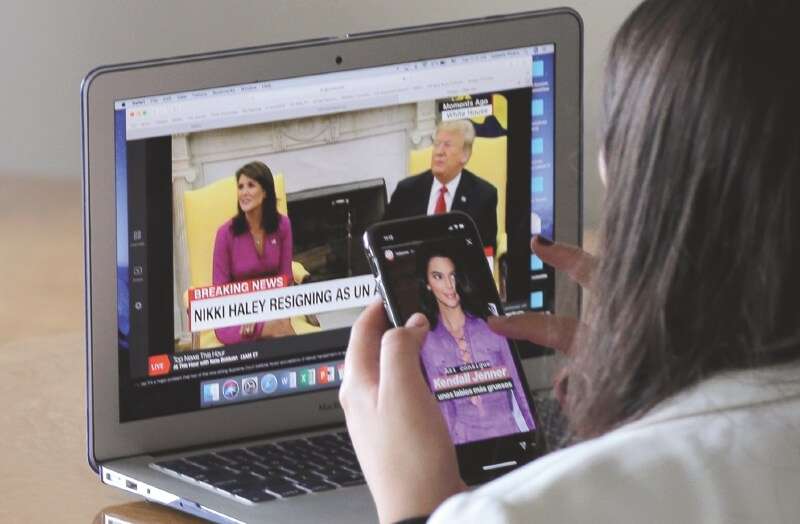A diario el presidente Donald Trump realiza un boletín televisado en el que actualiza la información de la crisis. / AP