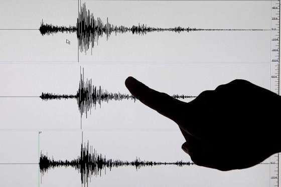 Con sismógrafos como éste se determina la intensidad de los sismos. / EFE
