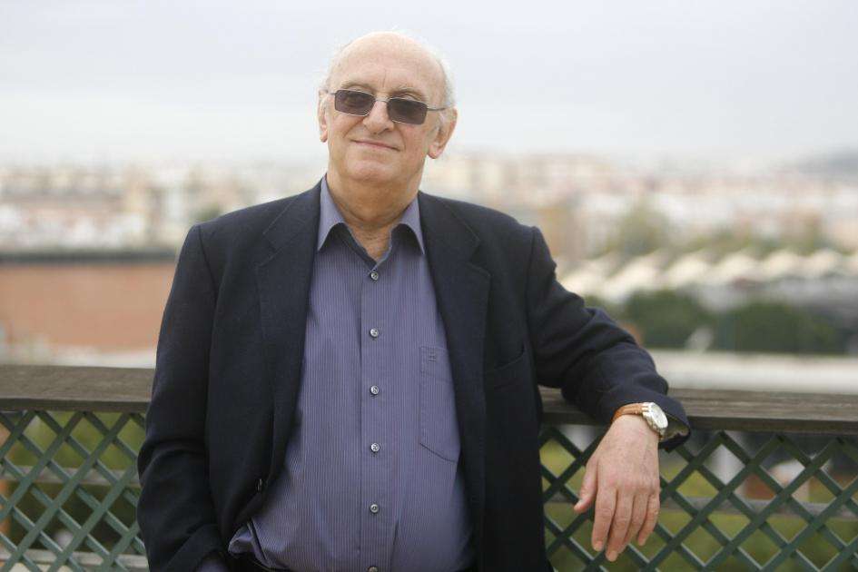 «La novela negra permite denunciar temas sociales», Petros Márkaris