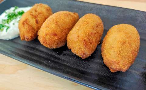 Receta: carimañolas con pepitoria