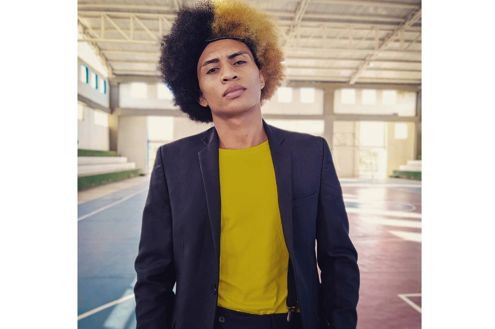 El integrante del equipo Alpha ha tenido un cambio impresionante en su apariencia, sobre todo por la transformación de su cabello.