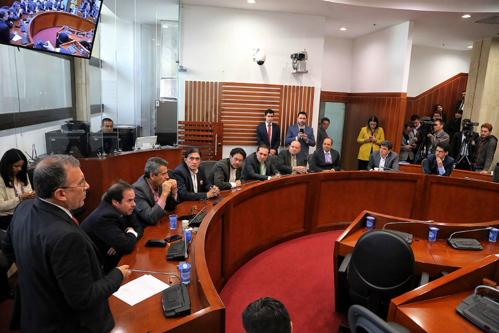 Comisión de Paz del Senado.