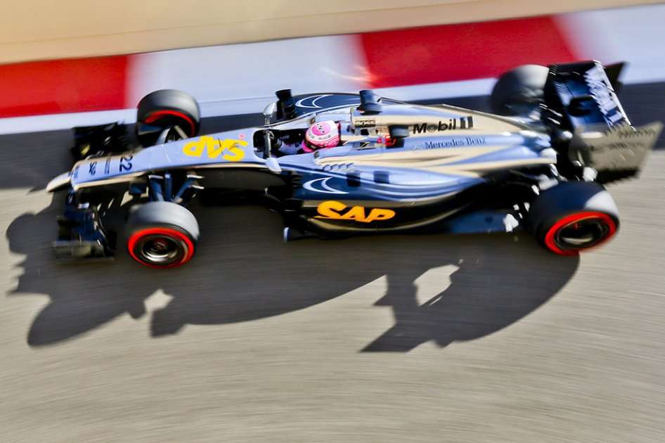 McLaren estrena su motor Honda para la temporada 2015 de la F1. Foto: AFP