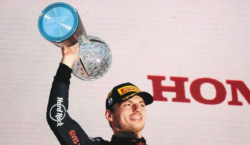Max Verstappen, piloto neerlandés de Red Bull, celebra su bicampeonato de Fórmula 1 en el Gran Premio de Japón. / AFP