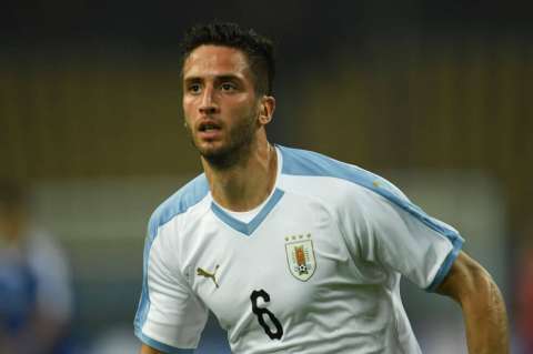 Sin Suárez y Cavani, Uruguay venció 3-0 a Uzbekistán