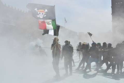 Miles de manifestantes, encabezados por “Generación Z”, marchan contra Sheinbaum en México