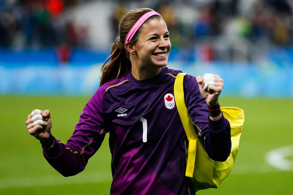 Labbé es la mujer que desafió a los hombres en su propio campo de fútbol. / Foto: @CBCOlympics