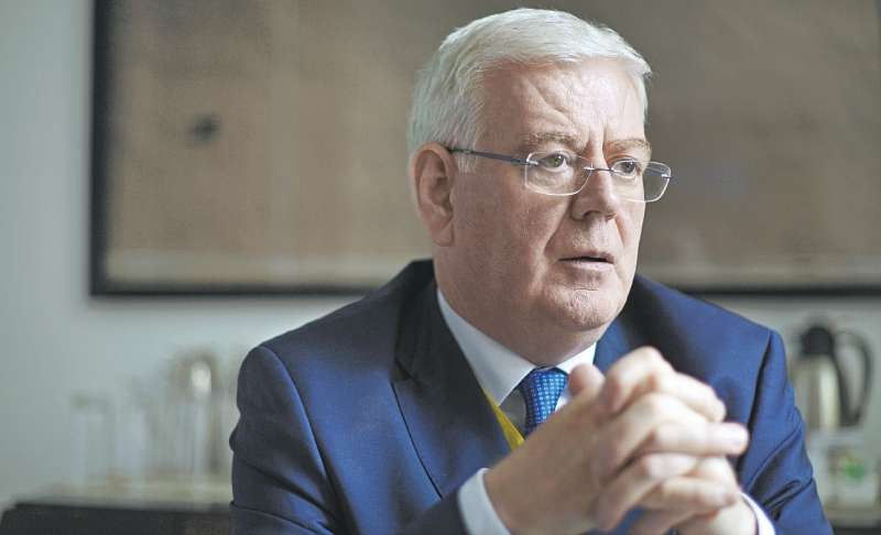 Eamon Gilmore, representante de la Unión Europea para los derechos humanos, indicó que espera que el quinto aniversario de la firma del Acuerdo sea la "oportunidad para redoblar los esfuerzos para implementarlo". /Cristian Garavito