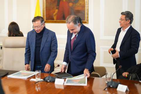 ¿Benedetti será canciller? Lo que se sabe del nuevo remezón ministerial de Petro