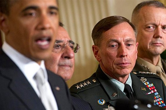 El exdirector de la CIA David Petraeus.