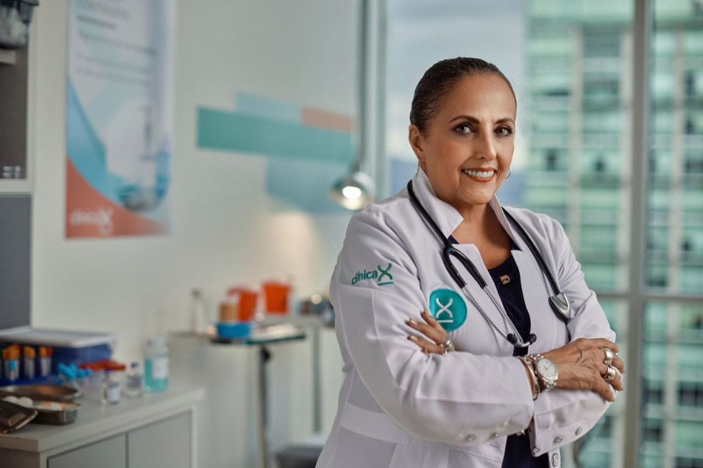 De médico a actriz: así es la historia de la urgencióloga Martha Pietro