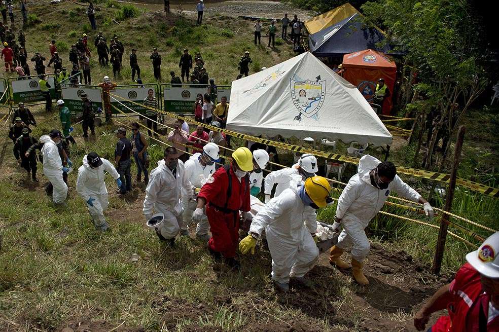 Seis de 16 cuerpos atrapados en la Mina de Leo fueron rescatados. / AFP