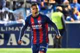 El Barcelona preguntó por el Cucho Hernández