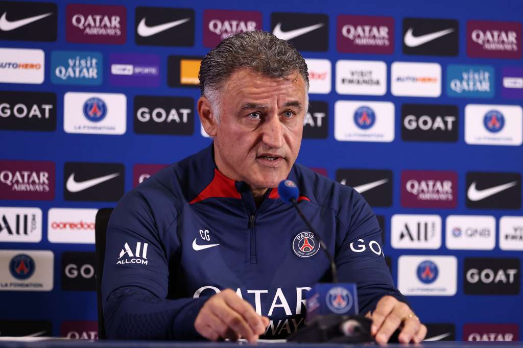 Saint Germain En Laye (France), 14/04/2023.- Paris Saint Germain head coach Christophe Galtier speaks during a press conference at the Camp des Loges sports complex in Saint Germain en Laye, near Paris, France, 14 April 2023. (Francia) EFE/EPA/MOHAMMED BADRA