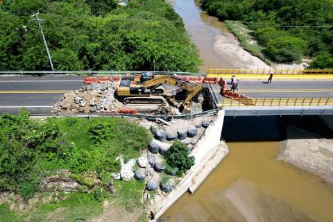 Anuncian apertura completa de vía Barranquilla-Cartagena en puente Juan de Acosta