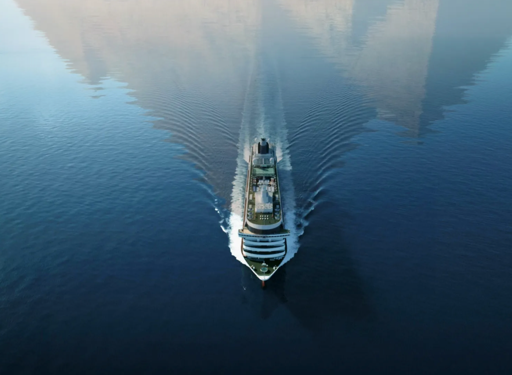 Líderes del sector privado y altos ministros de gobierno se unen a bordo del Crystal Serenity para impulsar la recuperación, fortalecer alianzas y definir el futuro de los viajes y el turismo.