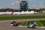 Yonny Hernandez y Michael Laverty Impresionan en Sepang