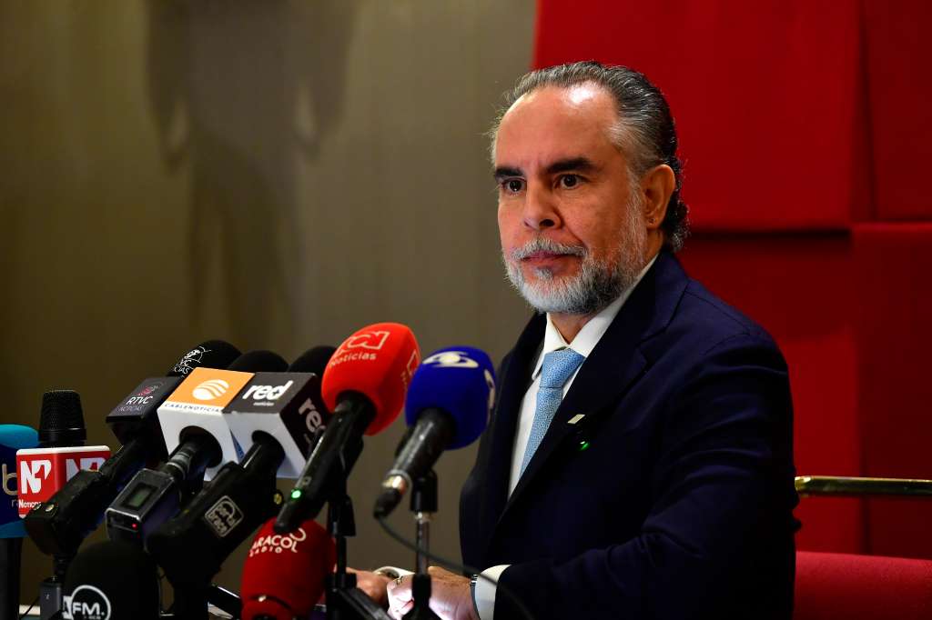 Ministro del Interior, participó en la Comisión Nacional para la Coordinación y Seguimiento de los Procesos Electorales en la que se discutieron las garantías en materia tecnológica que brinda el proceso electoral.