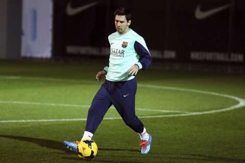 Lionel Messi regresó a entrenamientos con el Barcelona