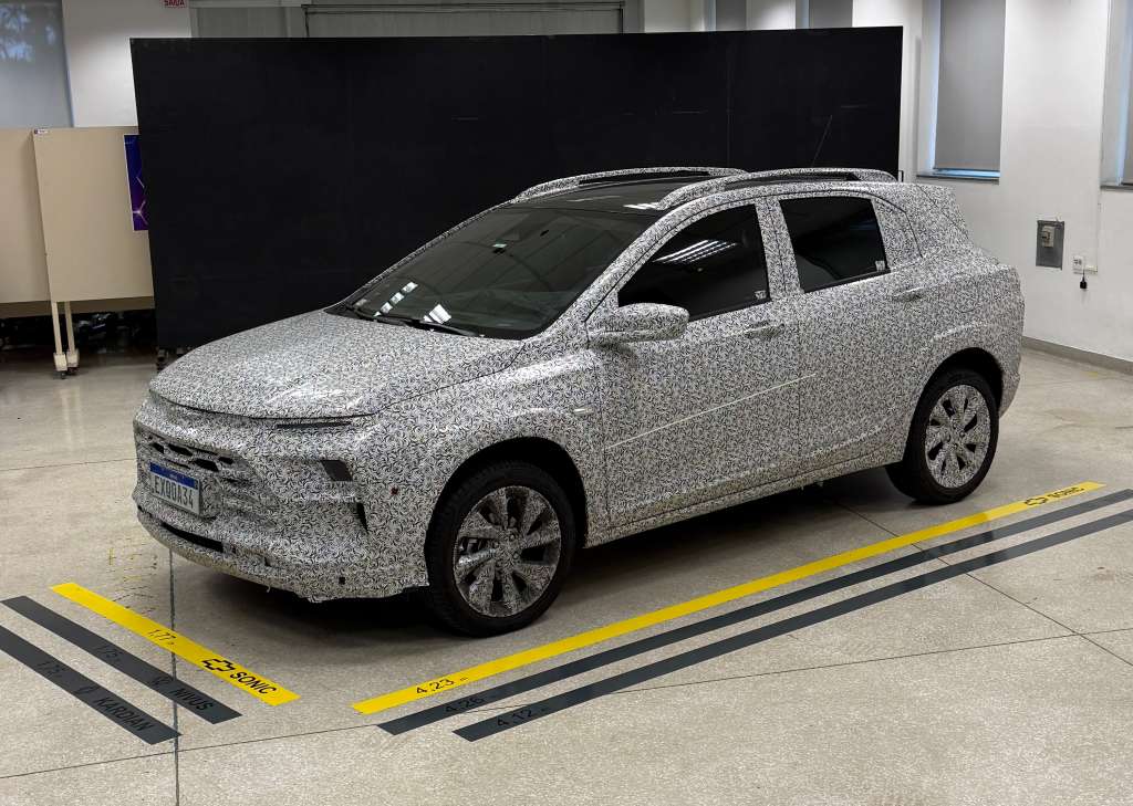 El nuevo Chevrolet Sonic camuflado.