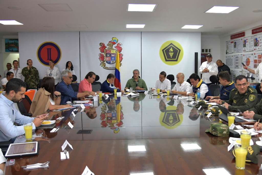 El presidente Duque lideró el Consejo Departamental Ampliado de Gestión del Riesgo de Desastres en Santander para evaluar y adoptar medidas ante la grave situación. / Presidencia