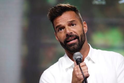 Foto: ¿Qué se hizo?, le preguntan a Ricky Martin por extraños cambios en su rostro