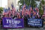 Trump, entre el amor de Hong Kong y el enojo de Beijing