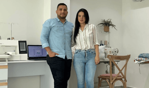 La pareja que diseña columpios y hamacas para bebés