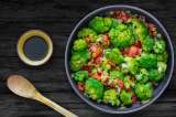 Aprovecha los vegetales que tienes en la nevera y prepara esta rica ensalada