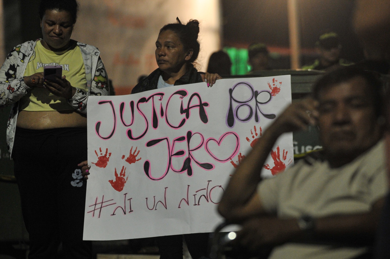 Velatón en memoria de Jerónimo Angulo.