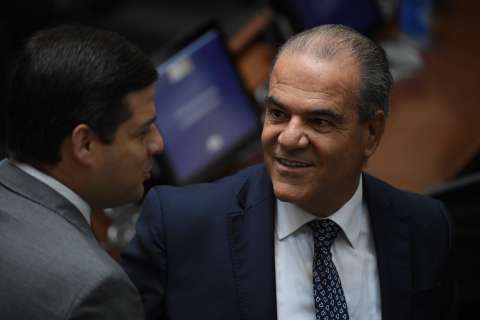 ¿Qué pasa con el beneplácito de Carlos Felipe Mejía en el gobierno de España? Esto se sabe