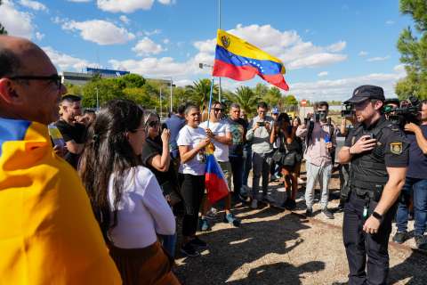 “Los problemas de Venezuela los resuelven los venezolanos”: Milton Rengifo