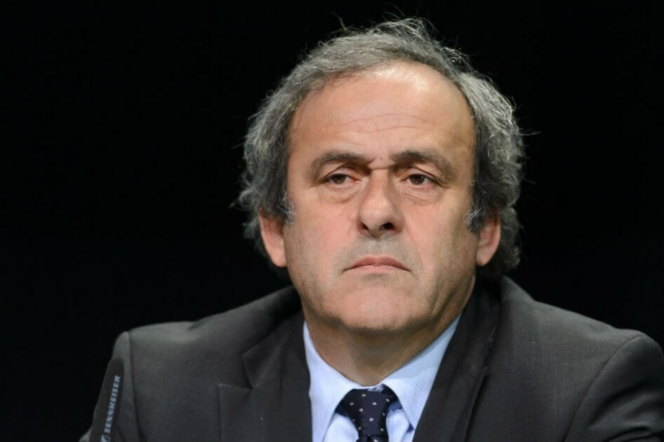 Platini paga una sanción de cuatro años por corrupción. / AFP