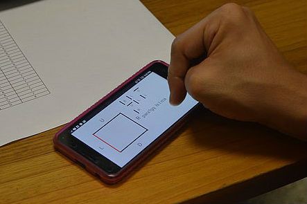 Perfeccionan teclado virtual para escribir con la mente