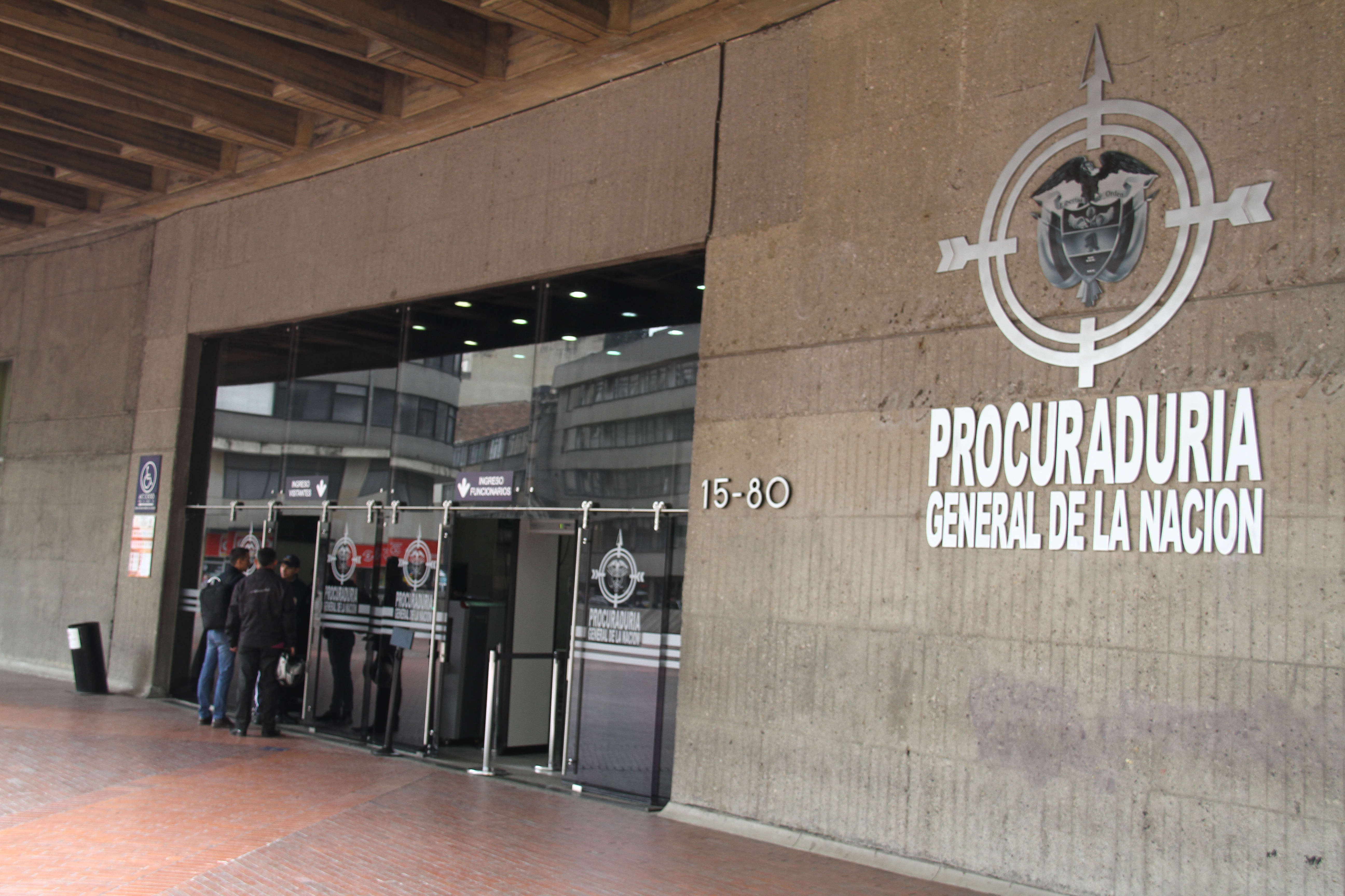 La Procuraduría alertó la situación de algunos defensores comunitarios que al ser amenazados tuvieron que salir de su zona. / Archivo