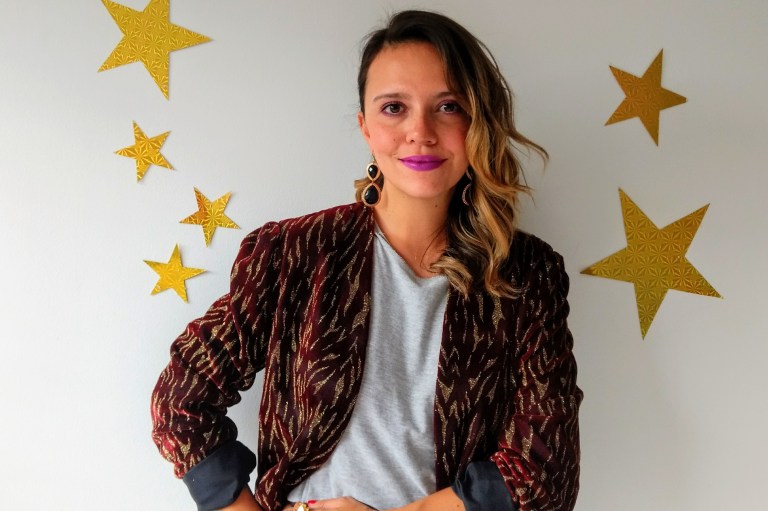 En video: ¿cómo renovar tus looks con chaquetas estampadas?
