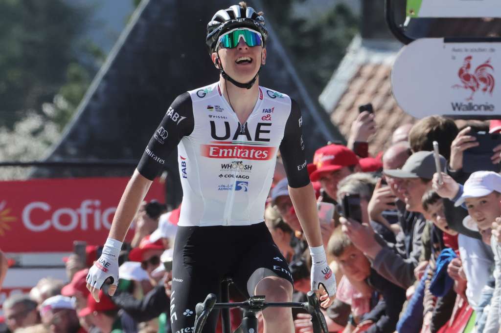 Huy (Belgium), 19/04/2023.- Slovenian rider Tadej Pogacar of UAE Team Emirates wins the Fleche Wallonne cycling race over 194.2km from Herve to Huy, Belgium, 19 April 2023. (Ciclismo, Bélgica, Eslovenia) EFE/EPA/OLIVIER MATTHYS