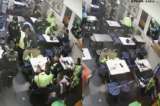 Así fue como patrullero robó el arma de su colega y se disparó en un restaurante