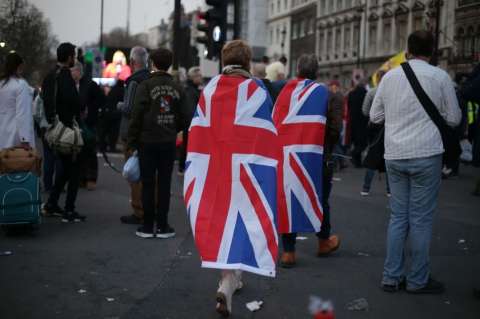 En fotos: así protestaron los británicos frente al parlamento por votación del "brexit"