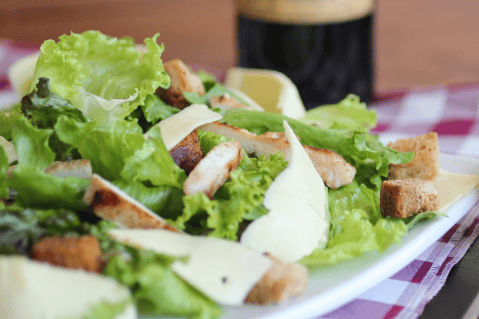 Receta de ensalada césar: clásica y deliciosa con este paso a paso